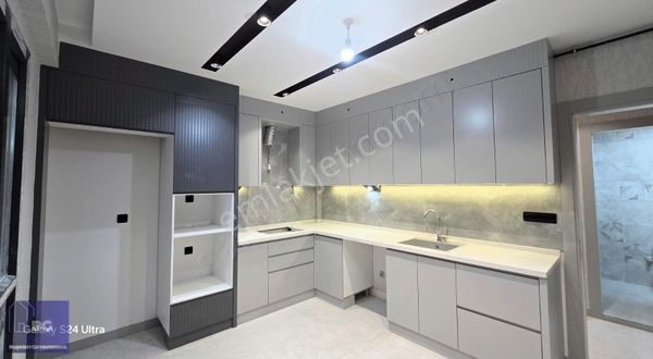 Başkent Gayrimenkul'den Şemikler'de 120 M2 2+1 Geniş Daire