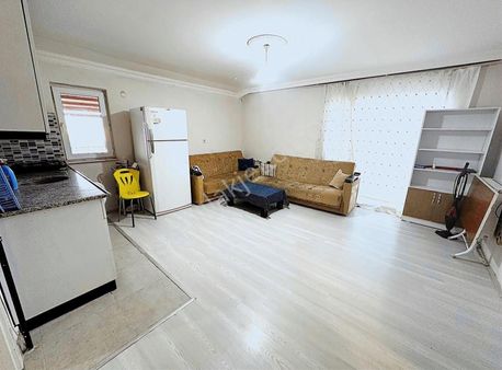 Yunus Erkan*dan Emek Mahallesinde Satılık 1+1 2+1 Çift Daire