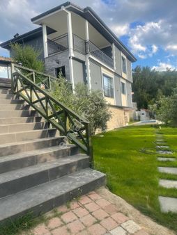 Kemalpaşa Armutlu Hür. Mh. İçerisinde Villa Bulunan Zeytinlik Ve Bağ