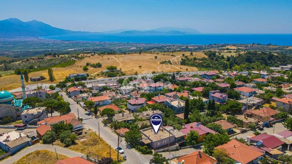 Kuşadası Yaylaköyde Deniz Manzaralı, Bahçe İçinde Müstakil Ev