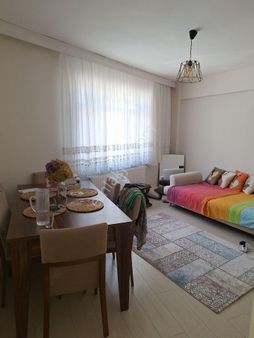 Eyüp İslambey Camiine 100 M. Masrafsız 2+1 1.kat Akkuzu Gayrimenkul'den!!