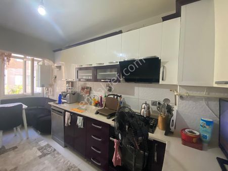 **akademi'den Ömerağa'da Cadde Yakını Ara Kat Satılık 2+1 **