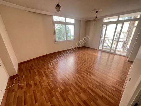 Prestij'den Barış Mah'de Asansörlü Cadde Üzeri Temiz 3+1 Daire