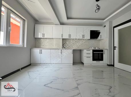 Loca'dan M.k Büyük Fırsat 4+1 2. Ara Kat E.banyolu G.odalı Daire