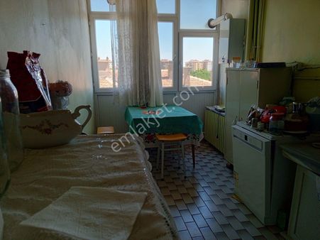 Nalçacı Cad Cepeli 6/3 3+1 Merkezi Isıtma Merkezi Konumda