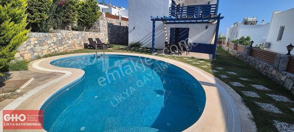 Gho'dan Dalaman Eska'da Deniz Manzaralı Havuzlu Villa