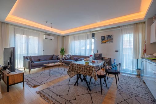 Sbü,bilgi,haliç,ticaret Ünilerine Yakın Satılık 2+1 Rezidans