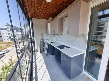 Aktoprak Mahallesinde Güney Cephe Ayrı Mutfaklı Sıfır 2+1 Arakat