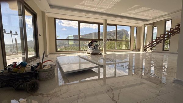 Tömük-karahıdırlıda Satılık Full Yapılı Triplex Villa