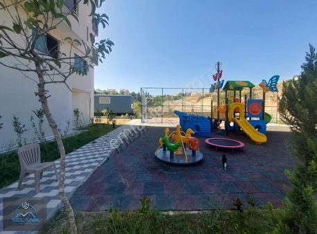 Selanik'ten Güvenlikli Site İçerisinde 3+1+çb+go Az Katlı Fırsat