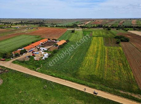 Sakızköyde Anayola Cephe Doğa Harikası 2350m2 Muhteşem Bağ Yeri