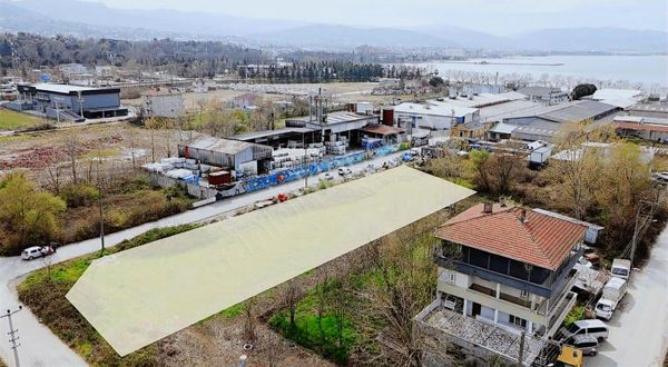İzmit Sanayi Mia Projesinde Satılık Ticari Arsa