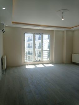 Büyükçekmece Fatih Mah Ultra Lüks Sıfır Sahilin Dibinde Satılık 2+1 Daire