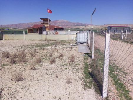 Ayas Gokler De Bahçe