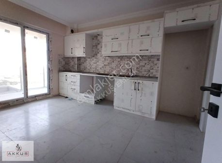 Akkuş Emlak'tan Giriş Kat 3+1 Daire