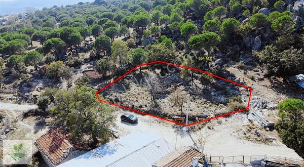 Bergama Kozak Satılık 665 M2 İki Kat Konut İmarlı Arsa