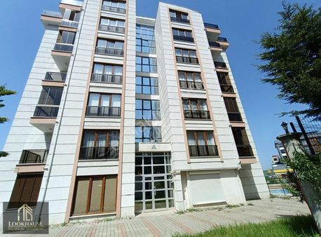 Lookhause Kızılcıklı 3+1 Havuz Cephe Bahçe Katı Merkezi Lokasyon