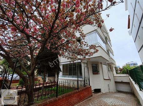 Altınkule'den Çankaya Köşkü Karşısı 5+1 Yapılı Teraslı Dubleks