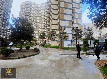 Site İçerisinde Ful Donanımlı Merkezi Konumda 1+1 Satılık!!