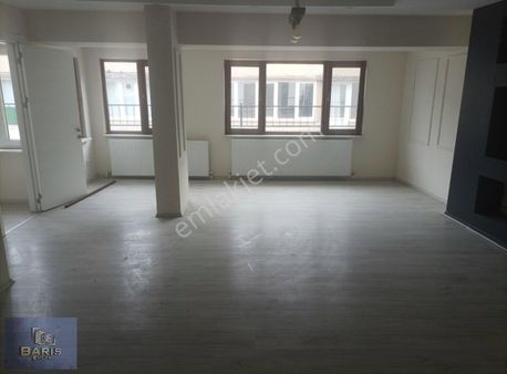 Barış Emlak'tan Karaağaç'ta 3+1 Teraslı Bakımlı Daire.