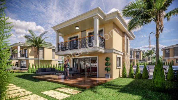 Plaja 5 Dakika! Köşe Konumda, Şahane Bahçeli Lüks Villa