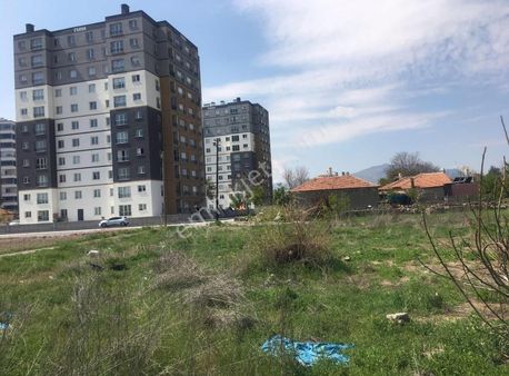 Emlak Ofisimden Mithatpaşa Mahallesinde Harika Konumda Arsa