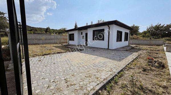 Emlak Ofisimden Hacılar Aşağı Mah. 500 M2 Arsalı 2+1 Villa