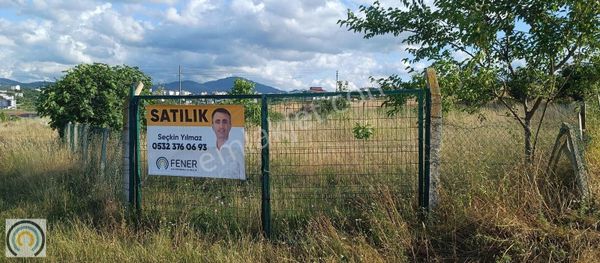 İlkadım Kuşçulu Konut İmarlı Satılık Köşe Parsel