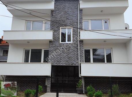 Sakarya Adapazarı İlçesinde Kiralık 3+1 Daire