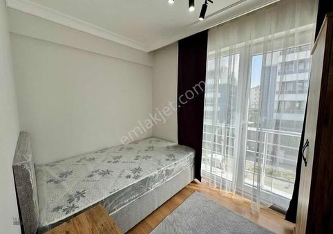 İsa Yılmaz'dan 2+1 Arakat Mülkiyetli 80m Eşyalı Daire