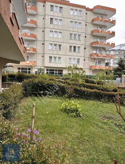 Beynil'den Mudanya Güzelyalı'da Havuzlu Siteiçi Satılık Daire