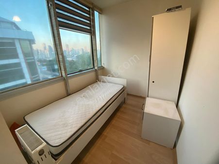 Beylikdüzü Yakuplu'da Metrobüs Yanı 43m2 Eşyalı 1+1 Kiralık