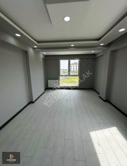 Bülent Ecevit Bulvarı Altında Lüx 2+1