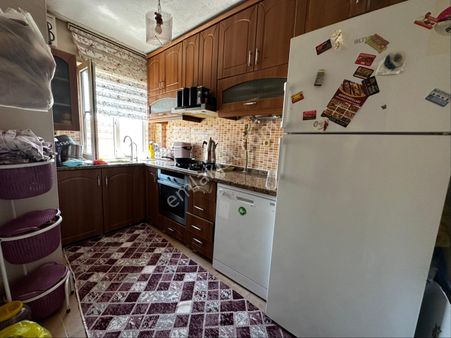 Küçük’ten Gemlik Çarşı Merkezde Satılık 3+1