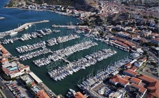 Yiğit Gayrimenkulden Çeşme Merkez Musallada Satılık Arsa