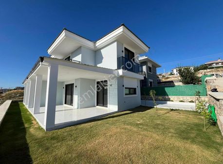 Yiğit Gayrimenkul'den Muhteşem Manzaralı, Sıfır ,müstakil Villa