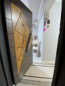 Yiğit Gayrimenkul'den Çeşme Merkezde 2+1 Artı Ek 1+1 Daire