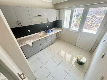 Yükselden Atatürk Mahallesinde Geniş M2 Uygun Fiyatlı 3+1 Daire