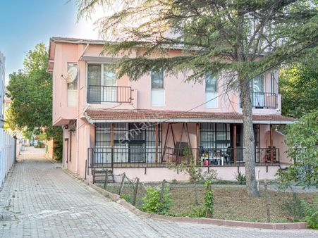  kumbağ'da Denize Sıfır Site İçinde Satılık 3+1 Bahçeli Villa