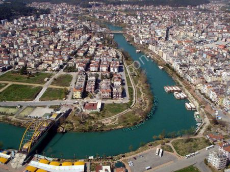 Manavgat Sorgun Bölgesinde Köşe Başı Arsa