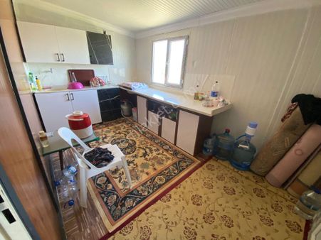 Yeni Kayı Köyü İçinde Tapulu 378m2 Satılık 2+1 Evli Satılık Bahçe