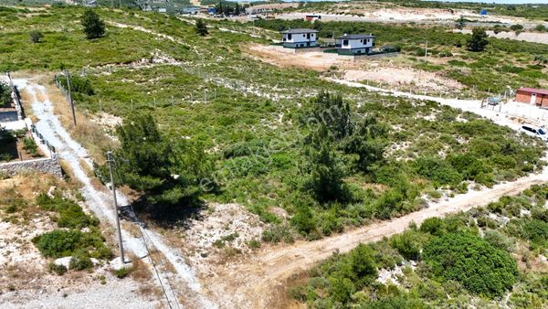 Didim Toki Konutlarında Köşe Başı 20/40 İmarlı 336 M2 Arsa