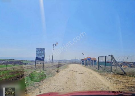 Teberikte 400 Metre Kadastro Yoluna Cepheli Güvenlik Kameralı