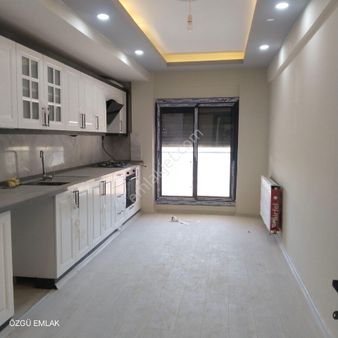 Ayrancilar İnonude Ana Yol Yakini Yeni Kapali Havuz Yaninda 3+1 Daire