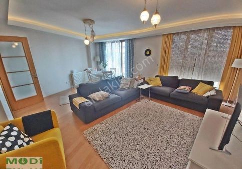 Sultantepede Asansörlü Satılık 3.5+1 Dubleks