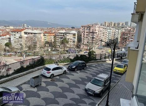 Muradiye 3+1 140 M2 Muhteşem Manzaralı Merkezi Konum