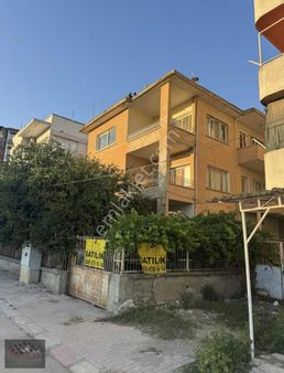 Umut Balta Gayrimenkul'den Burhaniye Mah. Satılık Daire 3+1