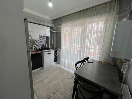 Çobançeşme'de 3+1 Ara Kat Bülent Ecevit Bulvarına 3 Dk Kupon Satılık Daire