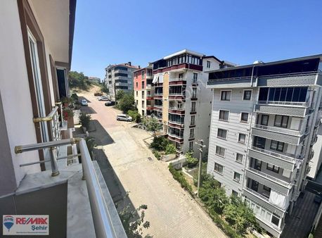 Yalova Çınarcık Esenköyde Deniz Manzaralı 2+1 Daire