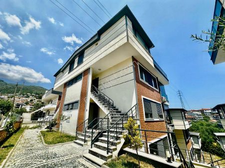 Işıkhan Emlaktan Altınolukta Satılık Ters Dupleks